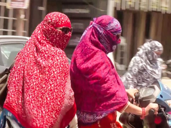 India News | IMD Issues Heat Wave Alert Across North, Central India; Maximum Temperature Touches 46.9°C in Akola