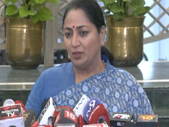 India News | "Abusing Constitutional Institutions:" Delhi CM Rekha Gupta on Kejriwal's Refusal to Appear in Excise Policy Case