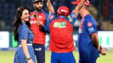 Entertainment News | Preity Zinta Flashes Her Dimpled Smile as She Cheers Punjab Kings from Stands