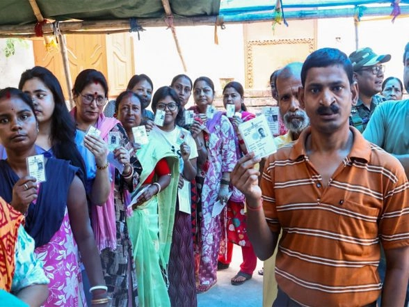 India News | Over 3.2 Crore Voters to Decide Fate of 1,448 Candidates in Second Phase West Bengal Polls
