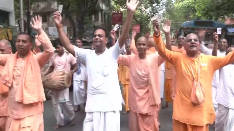 India News | West Bengal 2nd Phase Polls: ISKCON Monks Chant 'bhajans' Before Casting Vote in Kolkata