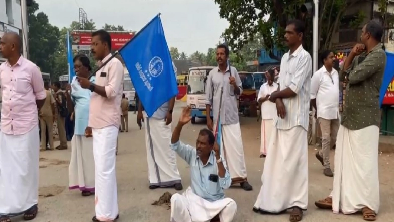 India News | Keralam Police Registers FIR Against 50 Protesters for Blocking Woman with Infant, During Bandh over Nithin Raj's Death