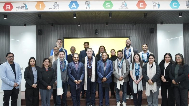 Business News | Ghaziabad's Top-Ranked School, Silverline Prestige School, Becomes First Private Institution in India to Host Google's Global Leadership Team
