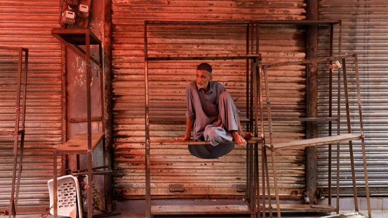 World News | Pakistan: Lockdown to Conserve Energy Strangles Trade in Twin Cities as Traders Demand Immediate Relief