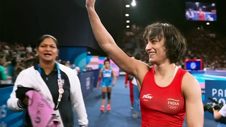 Sports News | Vinesh Phogat Returns to Competitive Wrestling, Shifts to 57kg for National Open Ranking Tournament