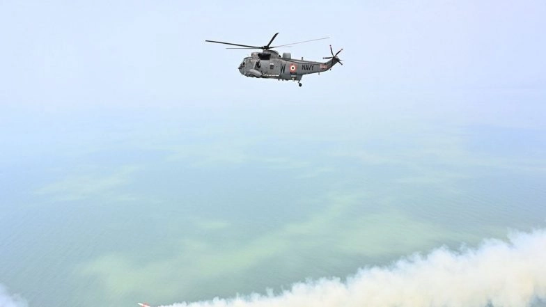 India News | DRDO & Indian Navy Conduct Maiden Successful Salvo Launch of NASM-SR Missiles