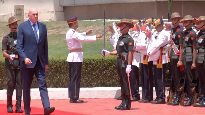 World News | Italian Defence Minister Guido Crosetto Lays Wreath at National War Memorial