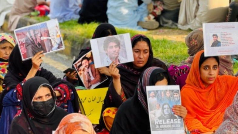 World News | Baloch Protests Escalate as CPEC Highway Blocked over Khadija Baloch, Student Leader's Disappearance