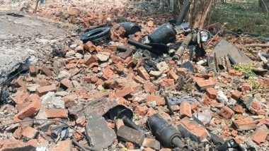 Andhra Pradesh Blast: 5 Killed, 20 Injured After Detonators and Gas Cylinders Explode at House in Sri Sathya Sai (See Pics)