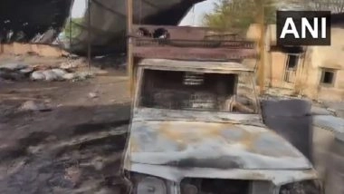 Rajasthan Fire: 4 Dead Including 2 Girls After Massive Blaze Erupts in Kotputli Neemrana Scrap Warehouse (Watch Video)