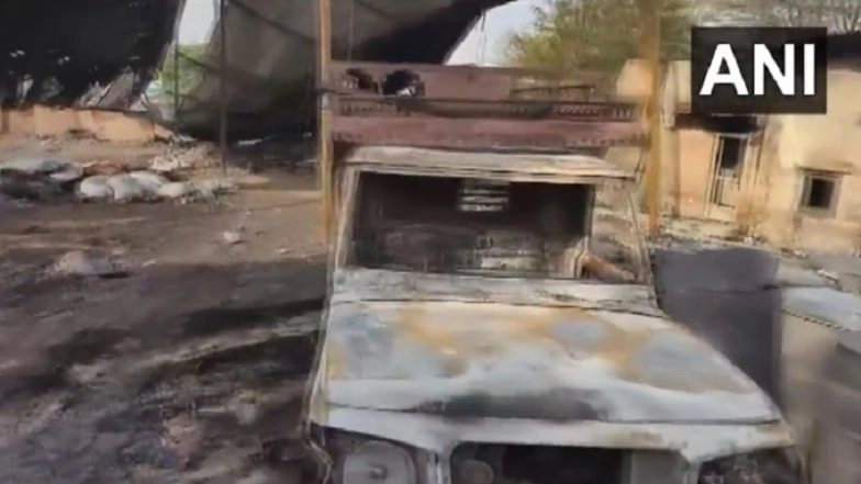 Rajasthan Fire: 4 Dead Including 2 Girls After Massive Blaze Erupts in Kotputli Neemrana Scrap Warehouse (Watch Video)