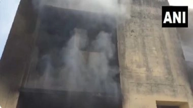 Khandwa Fire: Massive Blaze Erupts at Joint Commercial Tax Office on Jail Road, Firefighters Rush to Control Flames (Watch Video)