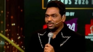 social-viral-'Dhurandhar 2' Success: Zakir Khan Roasts Bollywood at Screen Awards 2026 With Lyari Joke (Watch Video)