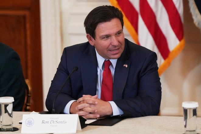 DeSantis Signs Law Giving Florida Officials Power to Label Terrorist Groups