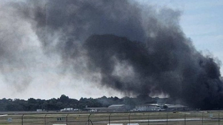 Australia Plane Crash: 2 Killed As Plane Crashes Into Hangar at Parafield Airport in Adelaide; Several Hospitalised (Watch Video)