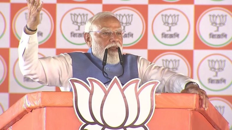 &lsquo;This Is Battle To Defeat Fear, Shop of TMC&rsquo;s Lies and Loot Is About To Shut Down&rsquo;: PM Narendra Modi in West Bengal Rally