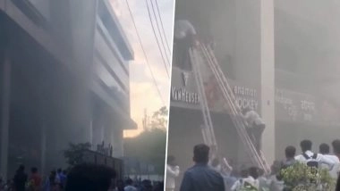Nashik Mall Fire: Blaze in Star Plus Mall Basement Triggers Hospital Evacuation, Newborns and Critical Patients Shifted to Safety (Watch Video)
