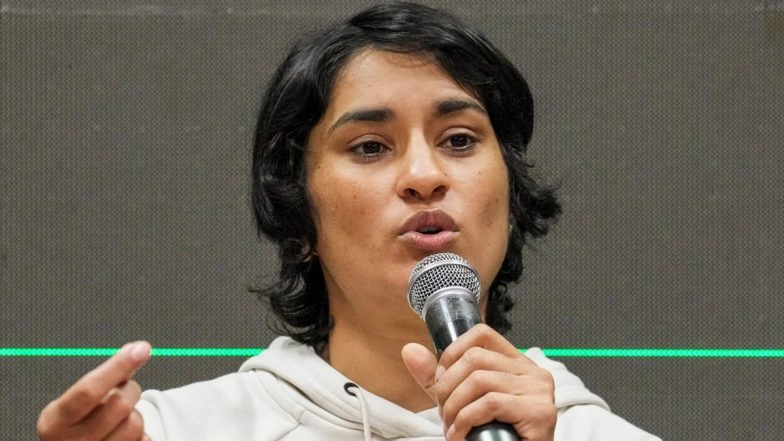 Vinesh Phogat Served Show-Cause Notice by WFI, Wrestler Ruled Ineligible Until June 2026