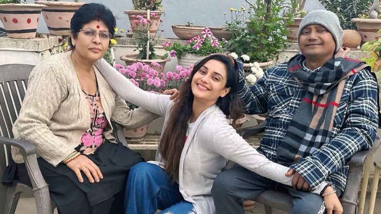 &lsquo;Hitler Didi&rsquo; Actress Rati Pandey&rsquo;s Father Dies After Battling Kidney Ailment