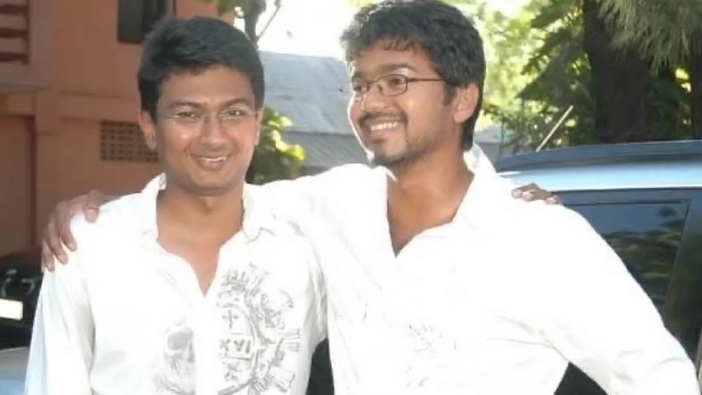 Thalapathy Vijay and Udhayanidhi Stalin&rsquo;s Old Photo Goes Viral Ahead of Their Tamil Nadu Assembly Face-Off