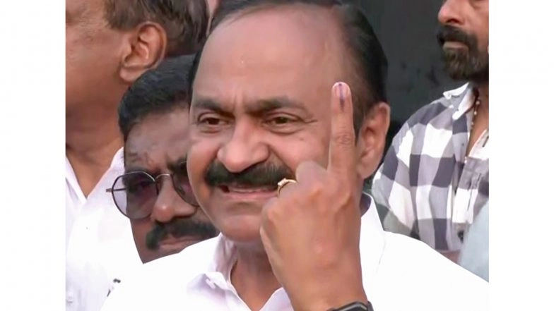 India News | Keralam Elections: Congress Led UDF Crosses Halfway Mark with 82 Leads as Per EC Trends