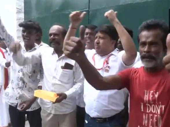 India News | TVK Workers Celebrate in Chennai HQ as Party Leads on 105 Seats, Poised to Emerge as Single-largest Party