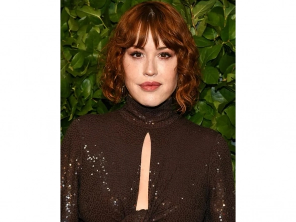 Entertainment News | Molly Ringwald Recalls Taking School Finals on Pretty in Pink Set