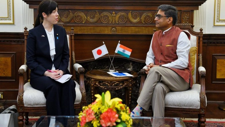 World News | Foreign Secy Misri Holds Talks with Japan's Economic Security Minister; Agrees to Deepen Ties for Resilient Supply Chains