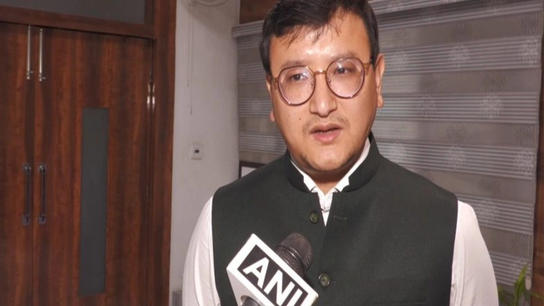 India News | J-K: Udhampur DC Reviews Amarnath Yatra Preparations; State Administration to Establish Multiple Lodging Hubs