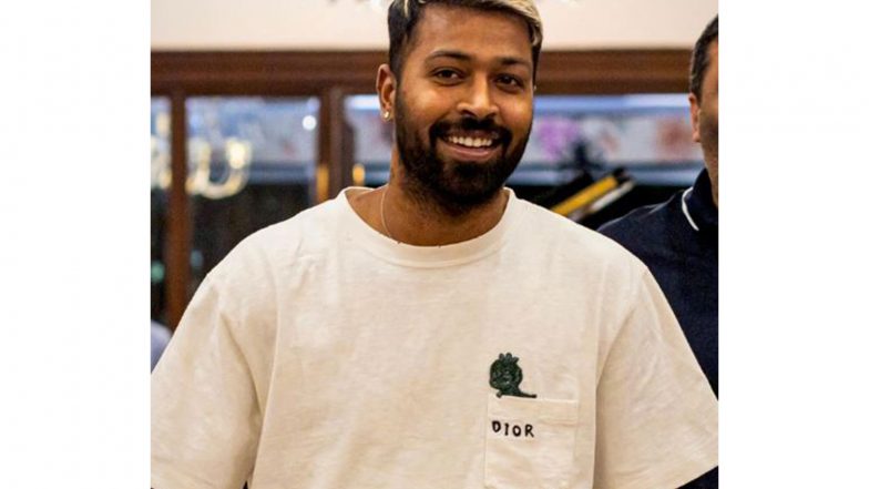 Sports News | IPL 2026: MI Skipper Hardik Pandya Joins Squad in Raipur Ahead of RCB Clash