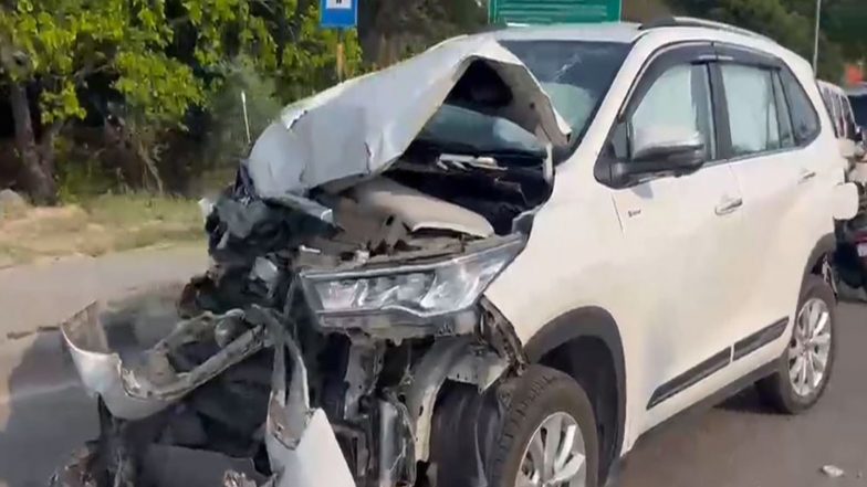 India News | Haryana Minister Krishan Lal Panwar Sustains Minor Injuries After Vehicle Hits Convoy