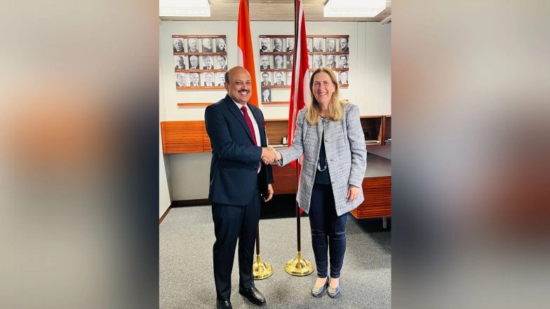 Business News | Commerce Secretary Holds Talks in Switzerland to Accelerate India-EFTA Trade Pact Rollout