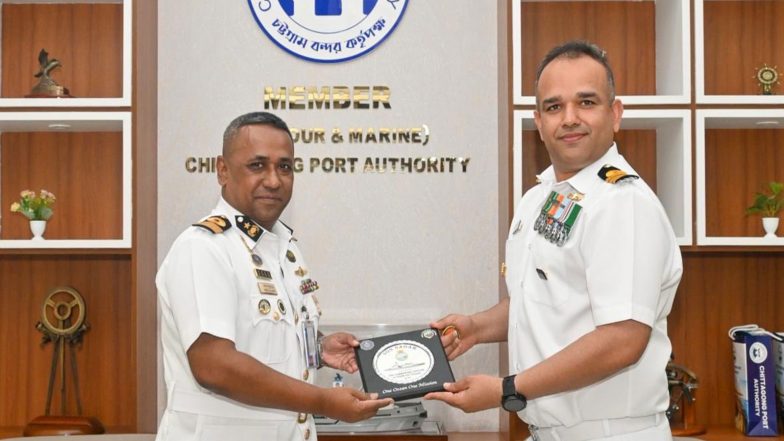 World News | CO of INS Sunayana Holds Talks on Issues of Mutual Interest with Officiating Chairman of Chattogram Port Authority