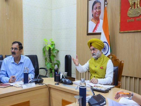 India News | Delhi LG Appeals to Citizens to Help Build Safer, Decongested Capital