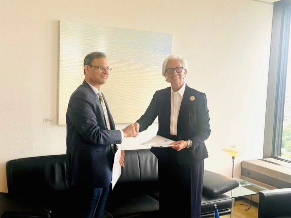 Business News | Strengthening Ties: RBI and ECB Ink Landmark Cooperation Pact