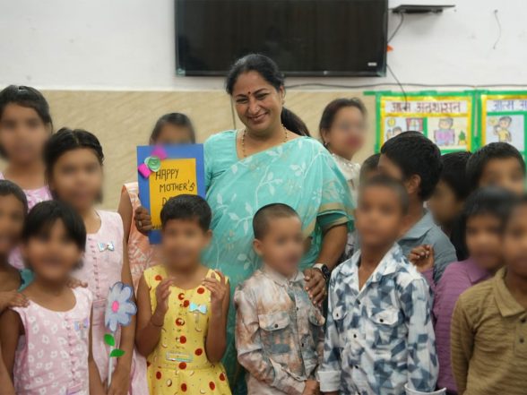 India News | Mother's Day Gift: Delhi Government to Continue Supporting Orphaned Children Even After They Turn 18