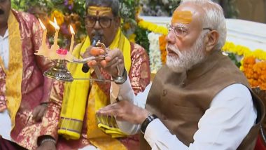 PM Narendra Modi Receives Grand Welcome With Traditional Rituals, Amrut Kalash; Chants &lsquo;Har Har Mahadev&rsquo; Across Somnath Temple