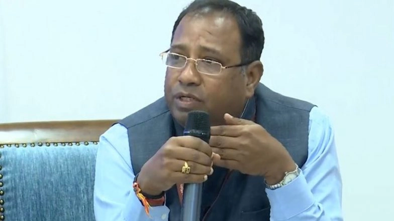 India News | PM Modi's Appeals Aimed at Collective Participation to Face Global Disruptions, No Need to Panic: I&B Official