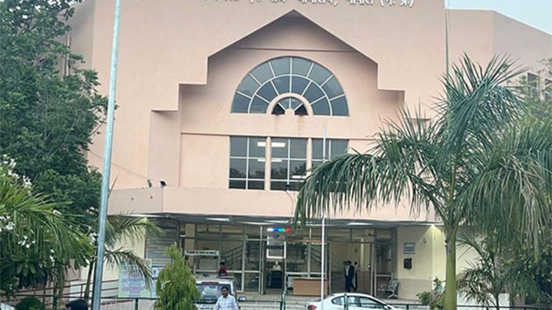 India News | MP: Court Orders FIR Against Former Gwalior SP, TI, 2 Policemen over Extortion Allegations