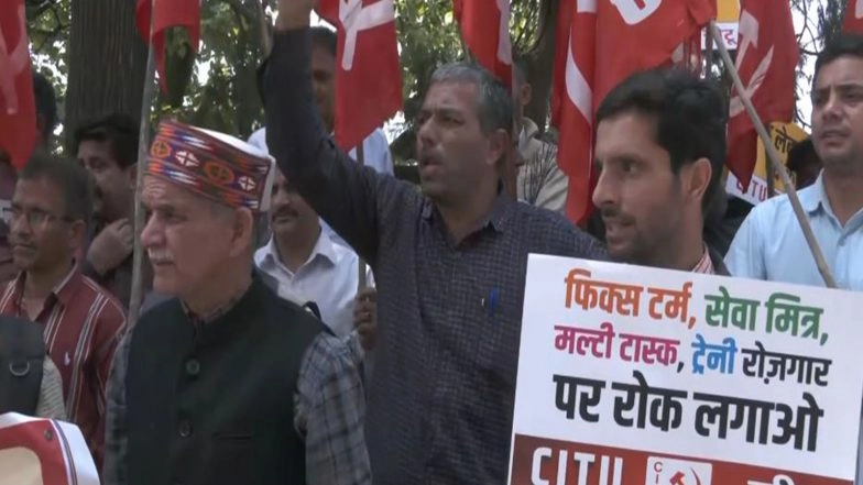 India News | Himachal: CITU Protests Against New Labour Codes in Shimla, Burns Copies of Central Laws