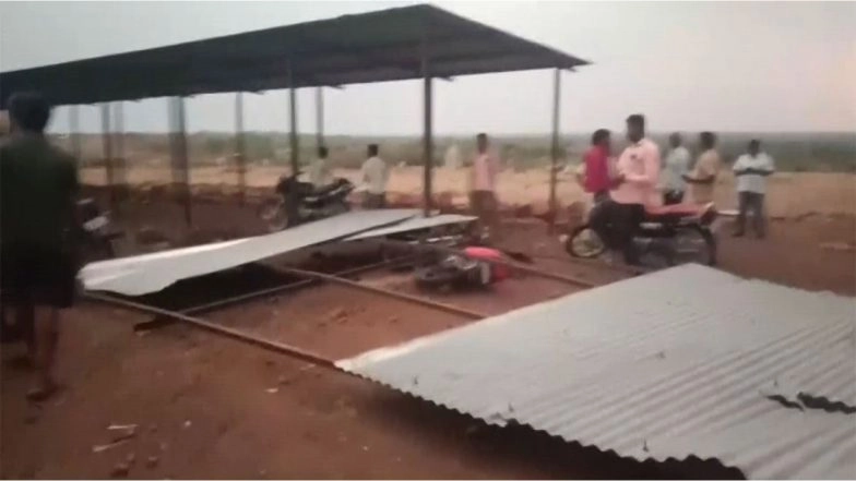 India News | Maharashtra: 6 Dead, Several Injured in Sangli Wall Collapse; PM Modi Expresses Condolences