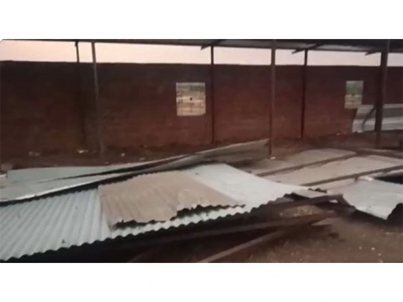 India News | Six Killed, Several Injured After Wall Collapses During Religios Ceremony in Maharashtra's Sangli