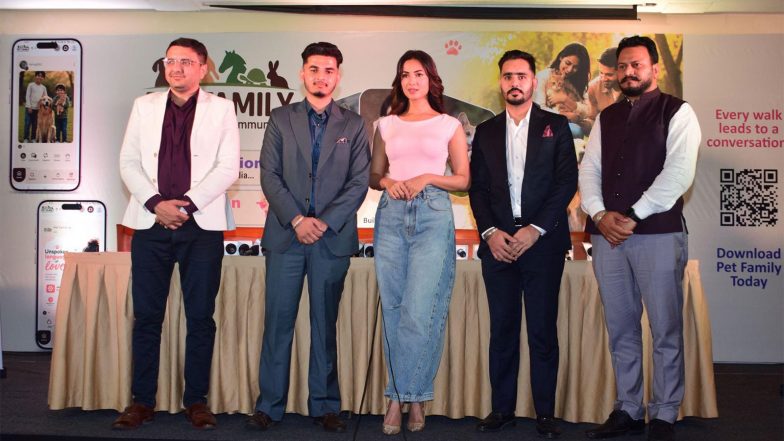 Business News | Sonal Chauhan Launches Pet Family App In Mumbai, Founded By 20-Year-Old Dharm Singh