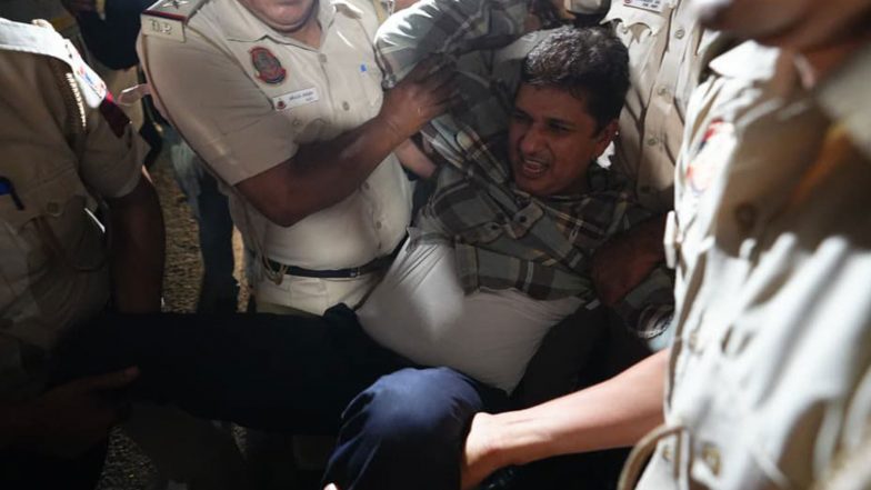 India News | Delhi: AAP Leaders Detained During Protest Outside Raj Niwas over Janakpuri School Rape Case; Delhi Police to File Appeal Against Bail of Accused