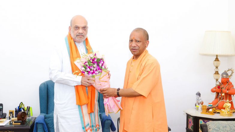 India News | UP CM Yogi Adityanath Meets Union Minister Amit Shah in Delhi