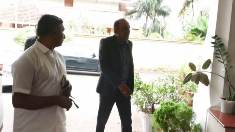 India News | Senior Officials Meet Keralam CM-designate VD Satheesan Ahead of Government Formation