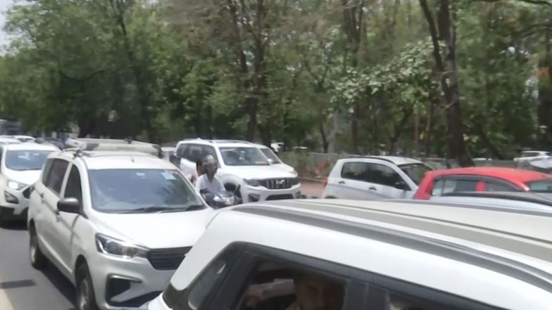India News | MP Govt Issues Show-cause Notice to Textbook Corporation Chairman over Vehicle Convoy Row