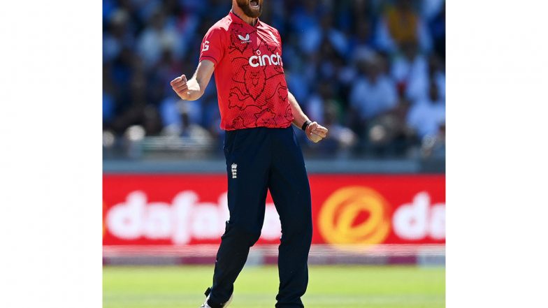 Sports News | IPL 2026: CSK Replace Injured Khaleel Ahmed with Kuldip Yadav; RCB Bring in Richard Gleeson for Nuwan Thushara