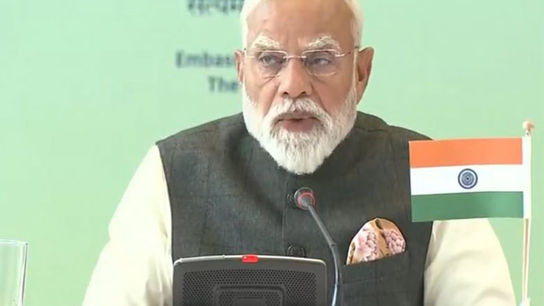 World News | PM Modi Invites Dutch Companies to Design and Innovate in India, Points to Incentives to Boost Manufacturing