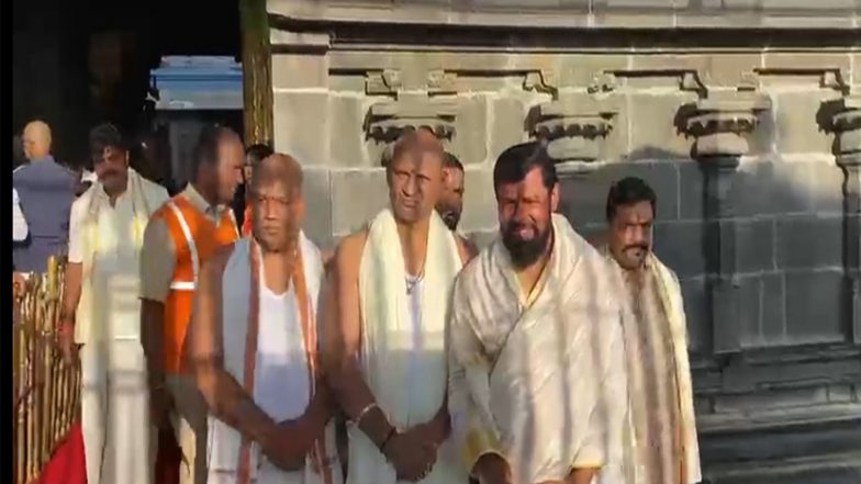 India News | Andhra Pradesh: Telangana MLA T Raja Singh Seeks Blessings at Sri Venkateswara Swamy Temple in Tirumala
